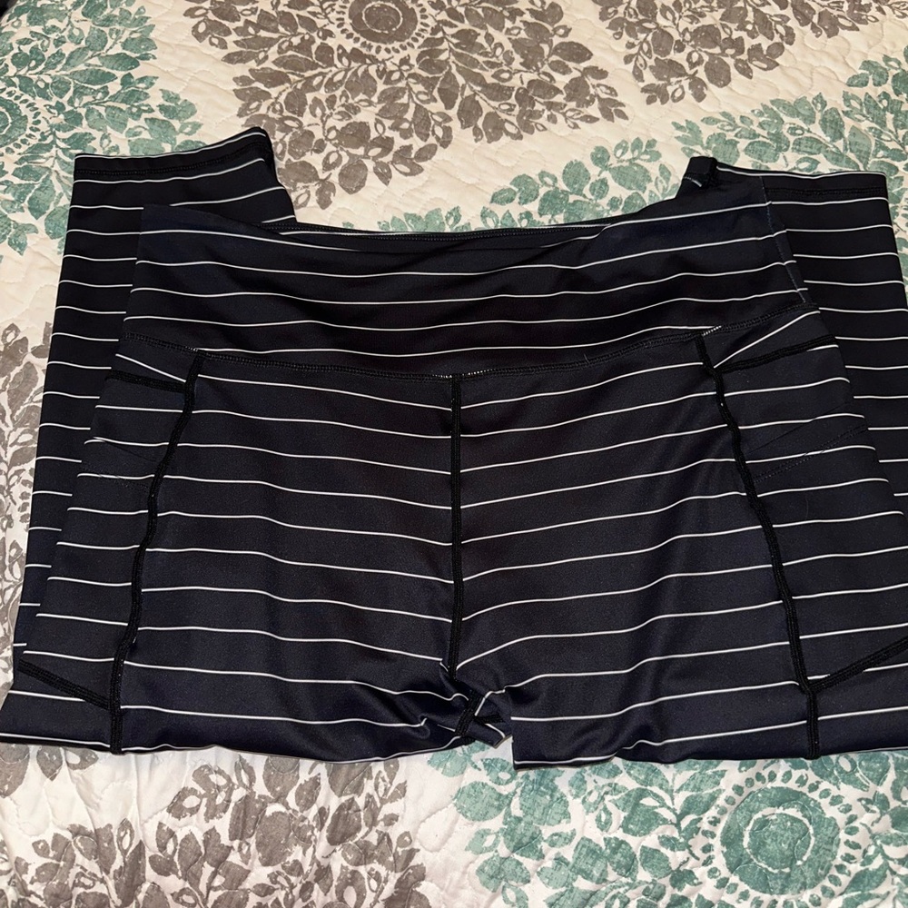 Zyia Capri size 20 with pockets